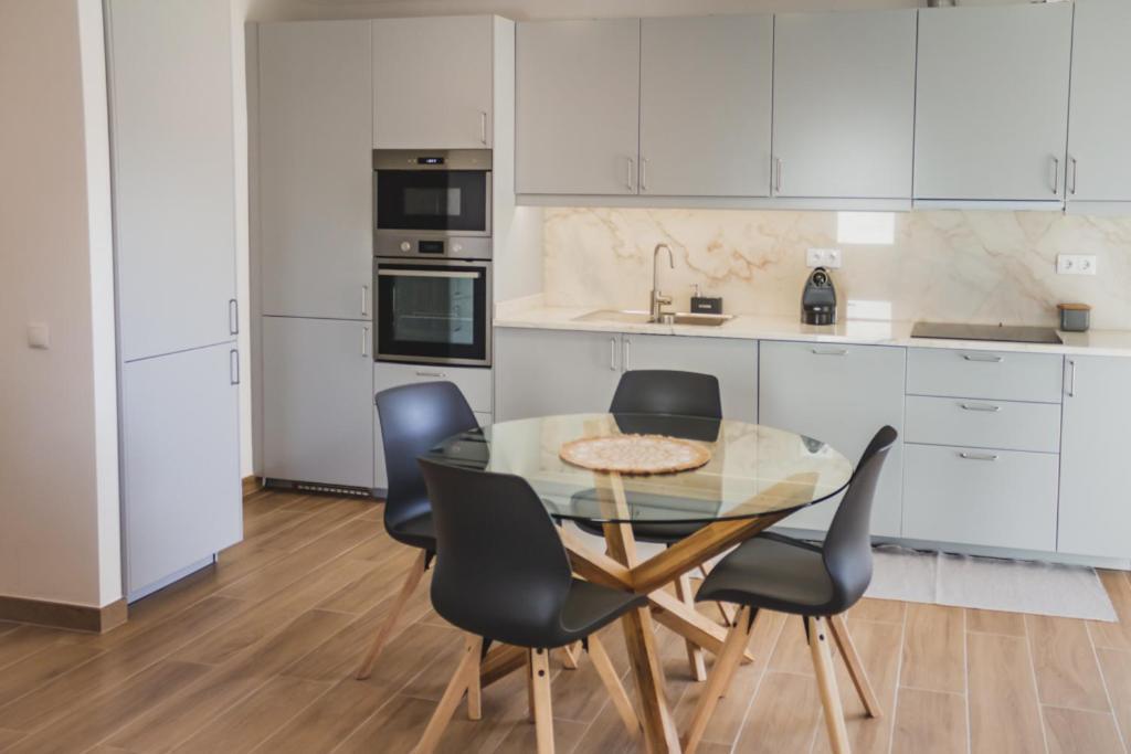 Lovely & Bright Renovated Apt. W/ Balcony In Lagos Eksteriør bilde