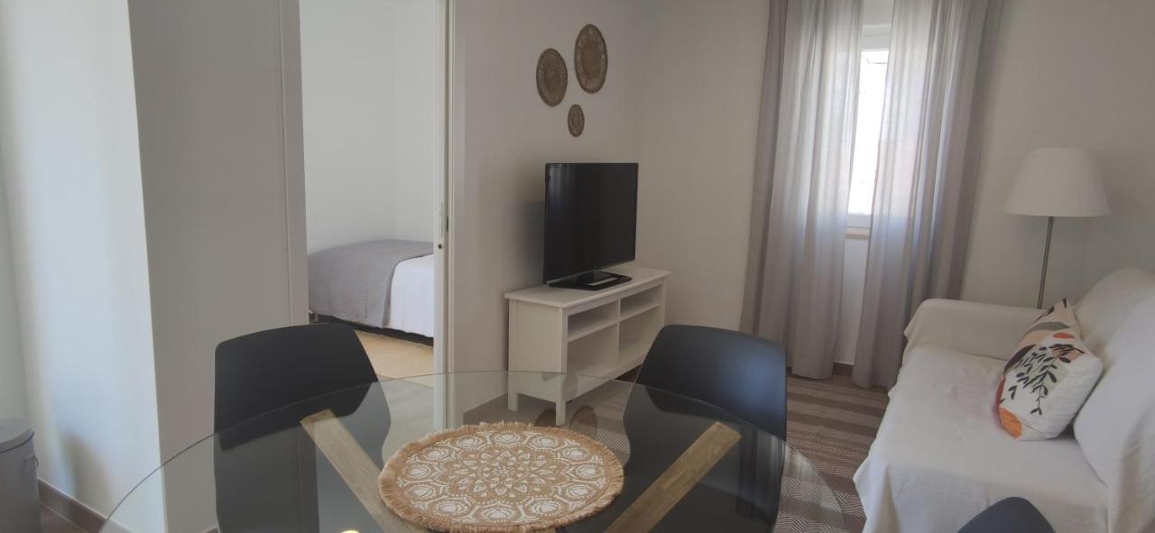 Lovely & Bright Renovated Apt. W/ Balcony In Lagos Eksteriør bilde